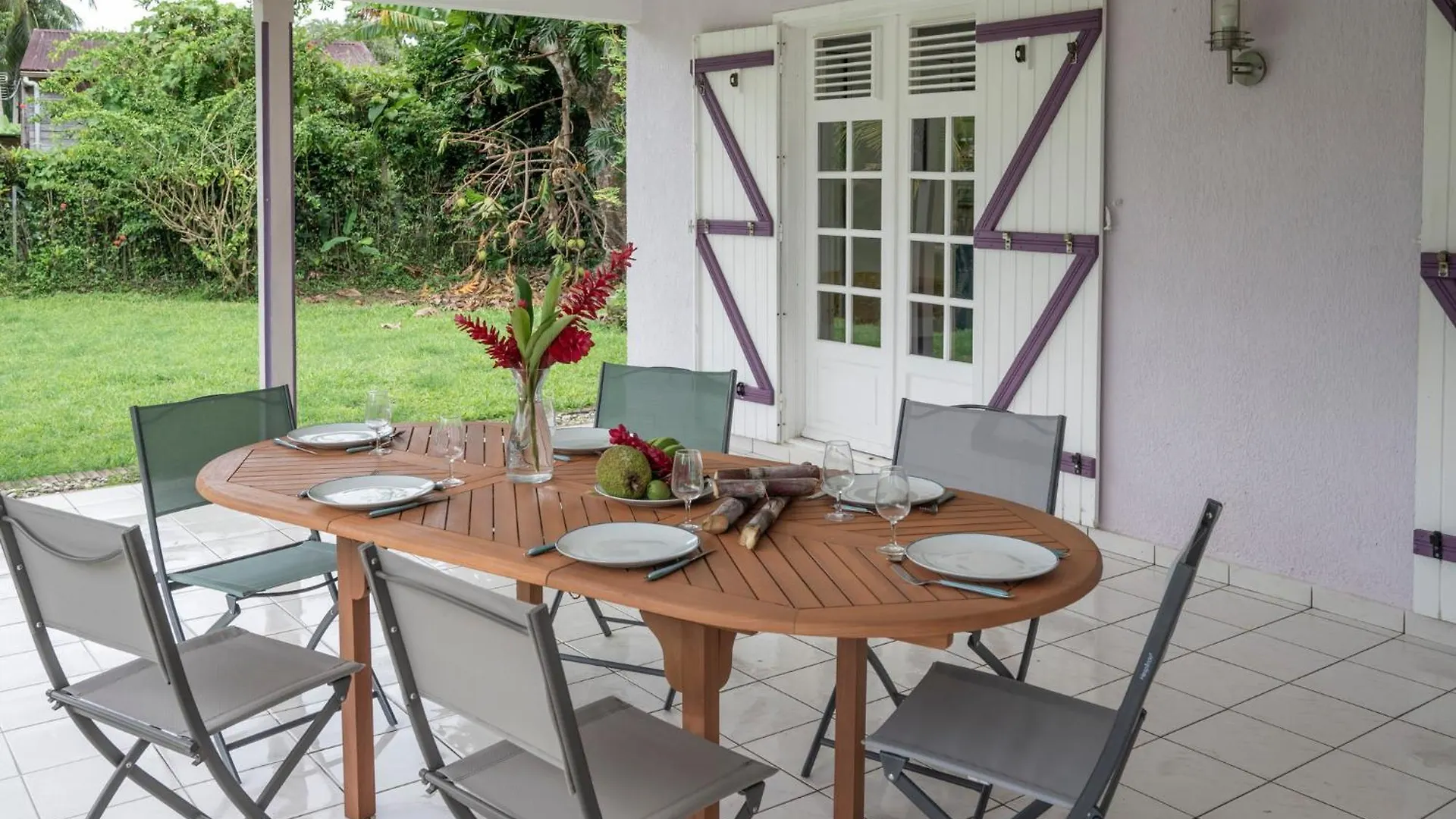 Villa Sucree Sainte-Rose Semesterbostad