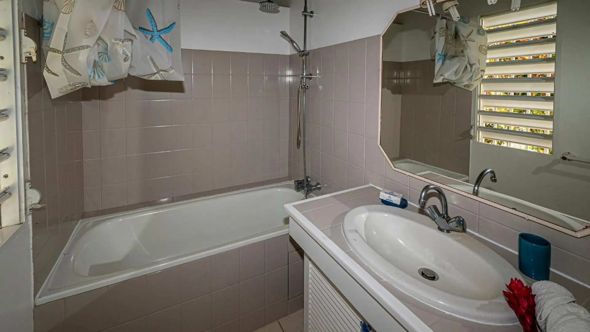 Villa Sucree Sainte-Rose Semesterbostad